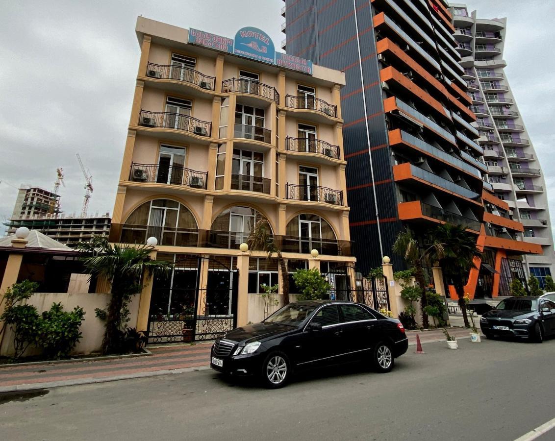 Hotel Eurasia Batumi Exterior photo